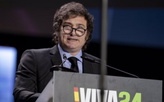 Tras el traspié electoral en PBA, Milei suspendió su viaje al festival Vox