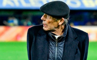 Russo volvió a dirigir en Boca tras superar su internación