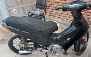 La policía secuestró una moto robada y el conductor era menor de edad
