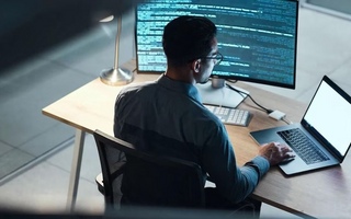 La inteligencia artificial dispara los salarios laborales, según un estudio
