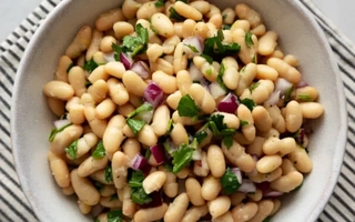 Ensalada rápida de porotos blancos