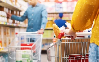 El consumo privado cayó 3,2% en agosto pese a once meses de crecimiento interanual