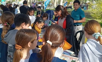 Con éxito se desarrolló la "Plaza de la Lectura" para unir escuelas y bibliotecas populares
