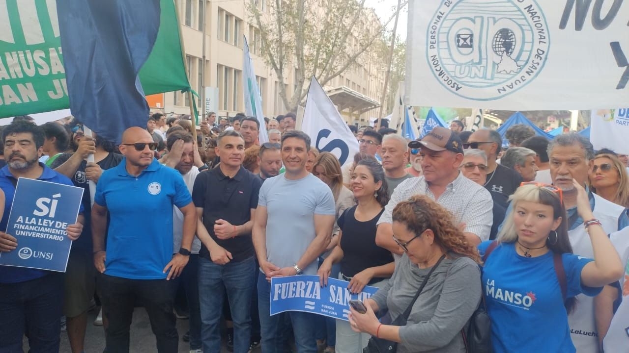 El peronismo lideró la marcha universitaria en San Juan