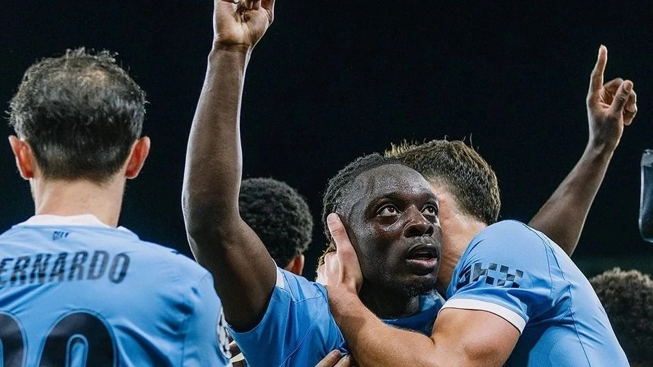 Manchester City ganó 2-0 a Napoli en el inicio de la Champions League