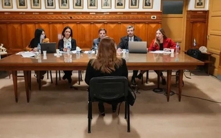 Encuesta del HUARPE: Más del 90% votó que el fiscal general no debe tener lazos políticos