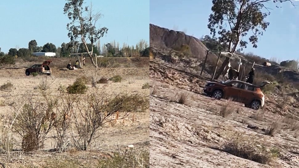 Vecinos grabaron a dos mujeres en un presunto ritual con un cerdo colgado