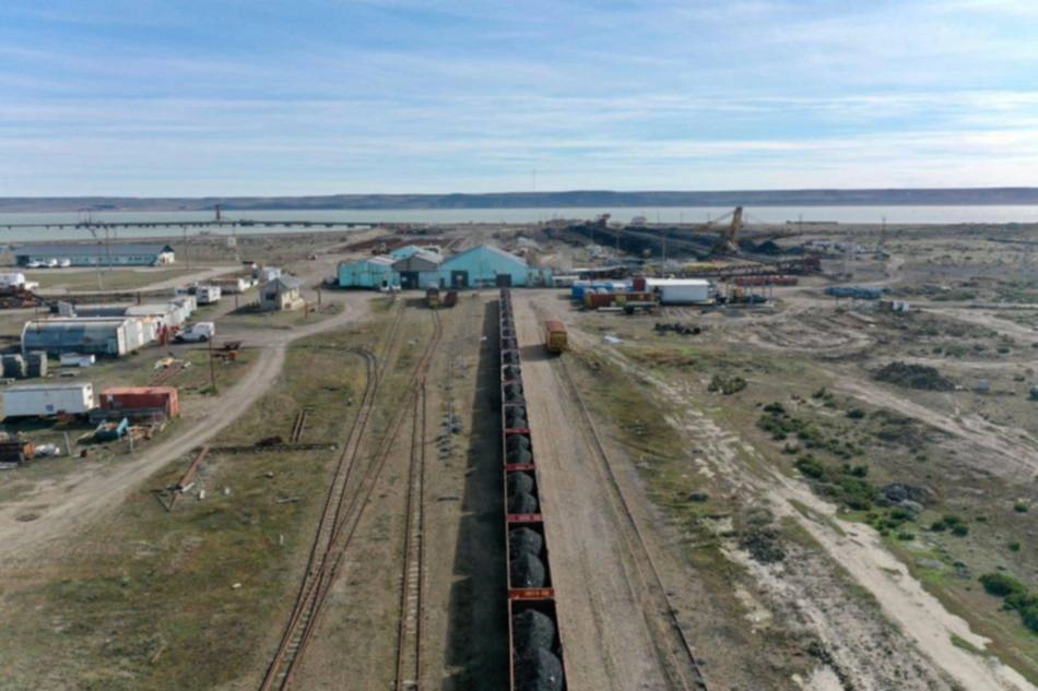 Exportan 60 mil toneladas de carbón de Argentina a Brasil 