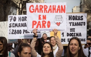 Paro en el Garrahan: los trabajadores ratifican la protesta pese al bono