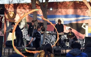 Se viene una actividad pensada para relajar a estudiantes de la Facso