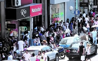 Shein ya desembarcó en Once con ofertas
