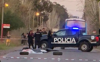 Tragedia en Las Heras: mueren dos hermanas al ser atropelladas por un colectivo