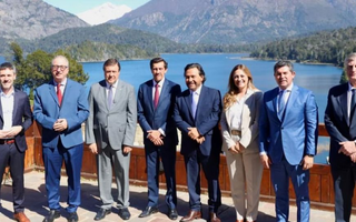 Los gobernadores desafían a Milei y rechazan una foto de unidad antes de las elecciones
