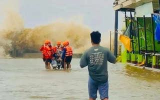 Vietnam evacúa 250 mil personas por la llegada del tifón Bualoi