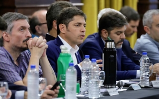 El entorno de Kicillof respondió a Máximo Kirchner tras el acto por CFK