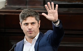Por la visita del Papa, Kicillof pidió a Nación declarar un nuevo feriado