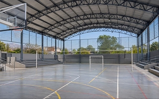 Con fondos mineros, licitan tres playones para escuelas por $3.844 millones