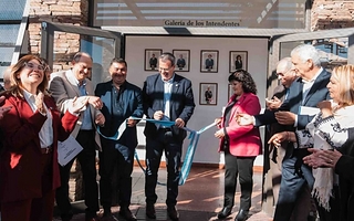 Rawson inauguró la Galería de los Intendentes para preservar su historia democrática