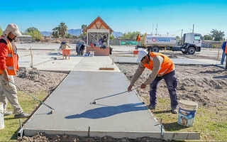 Chimbas avanza con la construcción de una nueva plaza en el Loteo Santa Isabel
