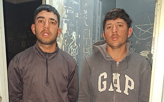 Los encontraron llevando en bolsas de arpillera una bomba de agua robada 