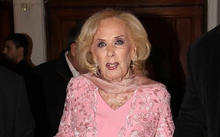 No le dieron el alta a Mirtha Legrand y se teme lo peor sobre su salud