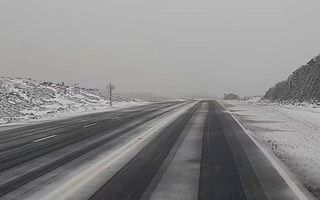 La nieve cubrió Córdoba y obligó a cerrar el Camino de las Altas Cumbres