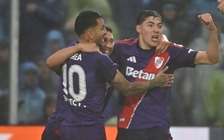 Con gol de Thiago Almada sobre el final, River logró un triunfo agónico