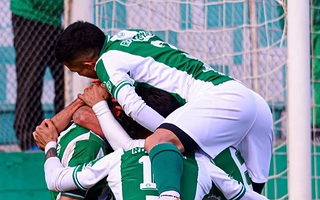 Desamparados ganó en casa y es el nuevo líder del Clausura