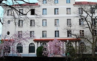 Otro bochorno: renunció Santiago Muzio de la Casa Argentina en París