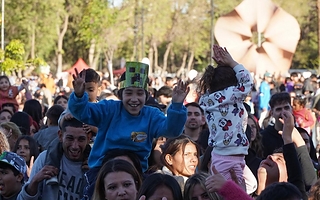 Tres escenarios, juegos y deportes: así será el Festi Joven en Capital