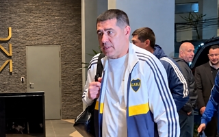 Con Riquelme a la cabeza, Boca llegó a Brasil para enfrentar a San Pablo