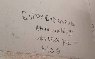 Investigan la veracidad de un supuesto abuso denunciado en un cartel de una escuela