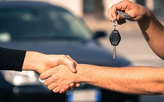 Las 8 cosas que hay que revisar antes de comprar un auto usado
