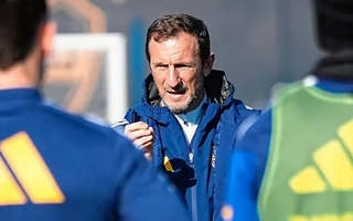 Arruabarrena fue operado y no se perdió ningún entrenamiento de Boca