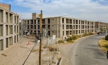 San Juan tomó posesión del Procrear y quiere terminar La Ramada