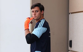 River quiere blindar a Santiago Beltrán con una cláusula de 100 millones de euros