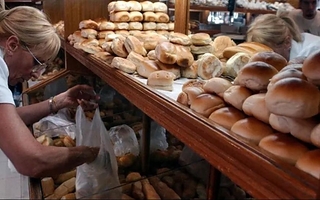 El pan subirá de precio en San Juan por el incremento en la harina