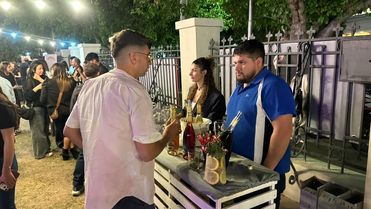 El Chalet Cantoni reunió a más de 38 productores de vino y vermut
