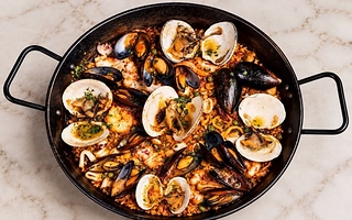 El secreto de los chefs para conseguir una paella inolvidable