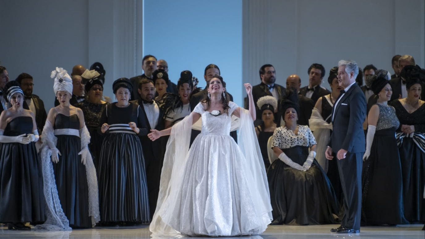 la-traviata-regresa-al-bicentenario-para-celebrar-sus-diez-a-os