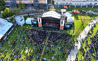 Mirá en vivo el Festi Joven 2026 desde el Parque de Mayo