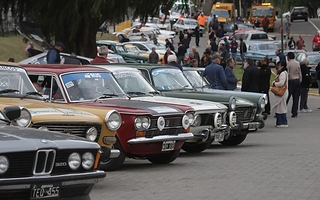 Más de 100 autos llegan a San Juan por el Gran Premio Histórico de ACA