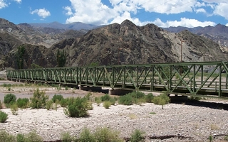 Ullum sumará un puente Bailey para enfrentar emergencias climáticas