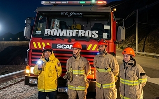  Un adolescente se perdió en el Dique de Ullum y pidió ayuda a los Bomberos