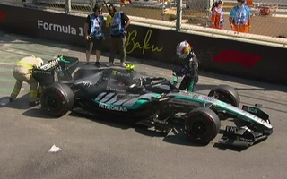 Kimi Antonelli arrancó con problemas en Bakú durante la primera práctica