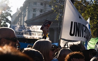 Los docentes universitarios vuelven al paro y ponen una condición para levantarlo