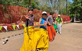 En fotos: la jornada solidaria de Grupo Huarpe y Boomerang en Astica