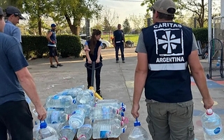 Cáritas lanzó una campaña urgente para ayudar a familias afectadas por incendios