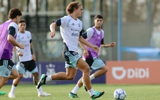 La Selección Argentina retomó las prácticas y Scaloni piensa en Bolivia