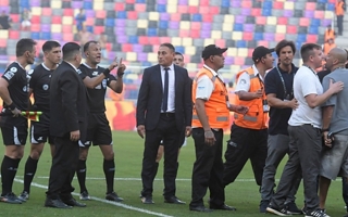 El fuerte informe arbitral que complicó a Verón y Estudiantes